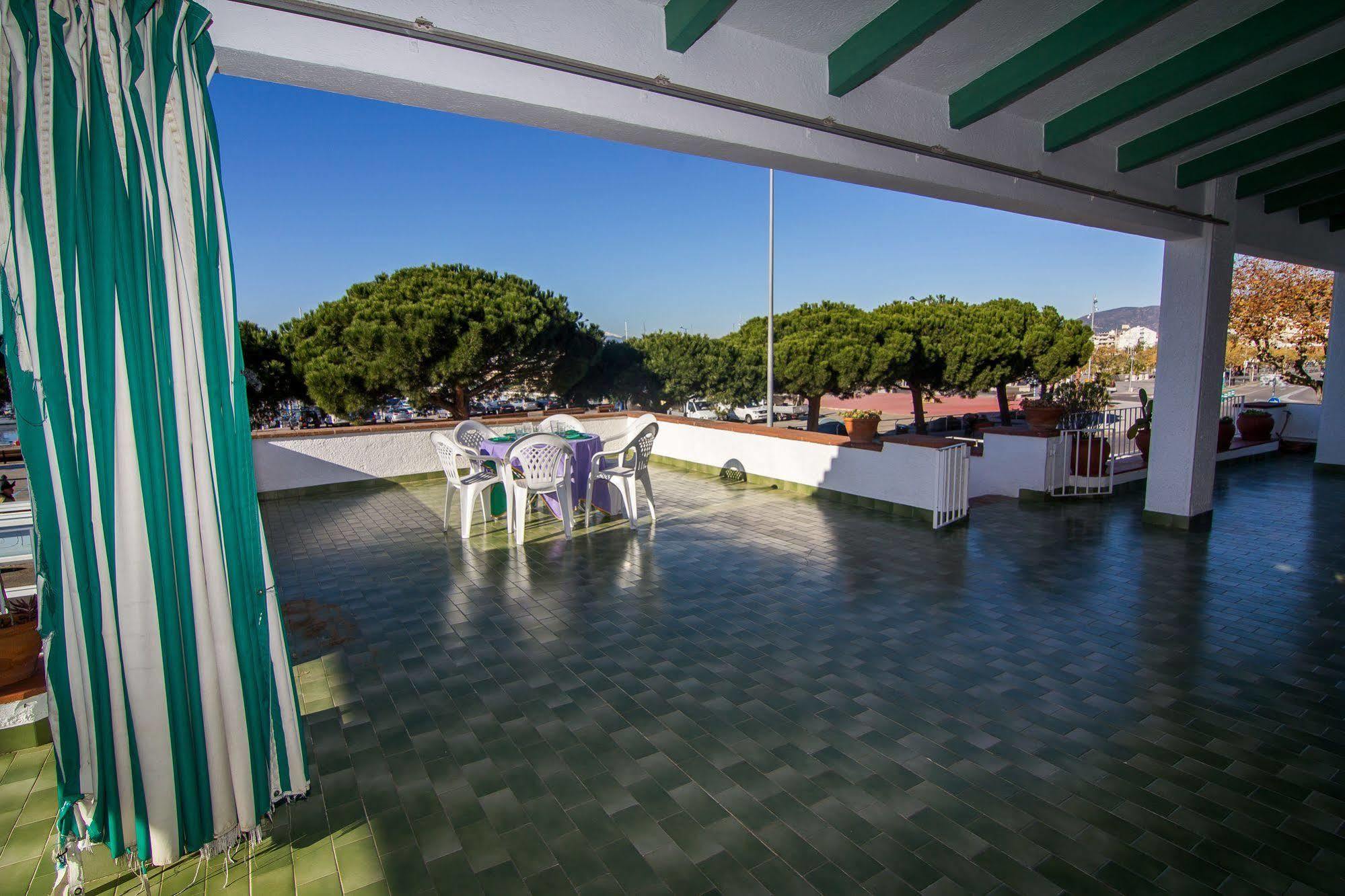 Agi Casa Puerto Βίλα Ρόζες Εξωτερικό φωτογραφία